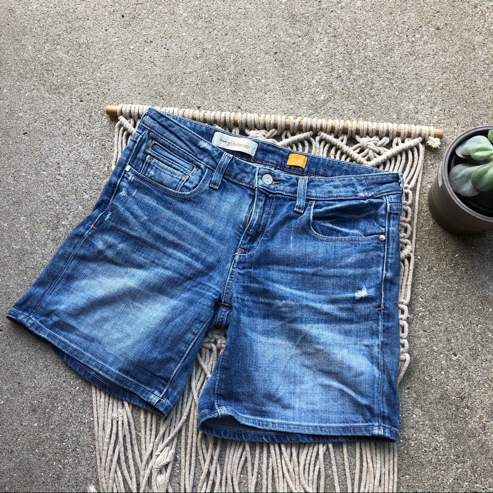 Pilcro and the Letterpress Distressed Jean Shorts Size 27